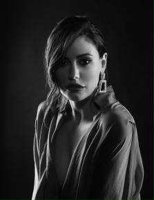 Stefanie Peti Headshot